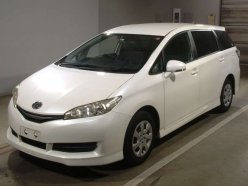 TOYOTA WISH 1.8 X 2012