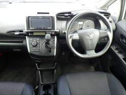 TOYOTA WISH 1.8 X 2012