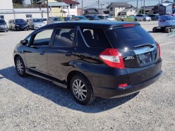HONDA FIT SHUTTLE  2011