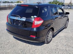 HONDA FIT SHUTTLE  2011