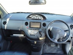 TOYOTA SIENTA DICE 4WD 2011