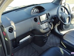 TOYOTA SIENTA DICE 4WD 2011