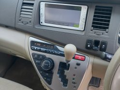 TOYOTA ISIS L 4WD 2014
