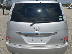 TOYOTA ISIS L 4WD 2014