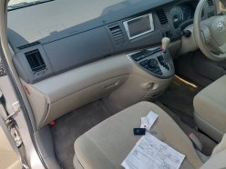 TOYOTA ISIS L 4WD 2014