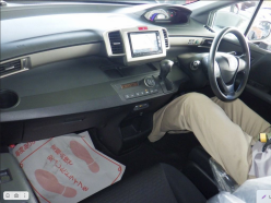 HONDA FREED SPIKE G JUST ION 2013