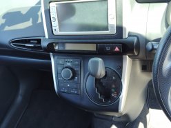 TOYOTA WISH 1.8X 2009