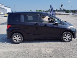 HONDA FREED 4WD G Aero Just Selection 2010