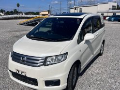 HONDA FREED SPIKE G Just Selection 2011
