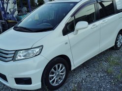 HONDA FREED SPIKE G Just Selection 2011