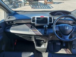 HONDA FREED SPIKE G Just Selection 2011