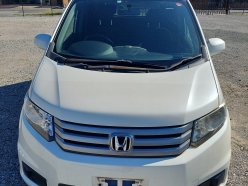 HONDA FREED SPIKE G Just Selection 2011