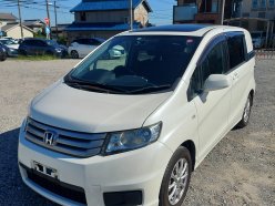 HONDA FREED SPIKE G Just Selection 2011