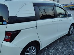 HONDA FREED SPIKE G Just Selection 2011