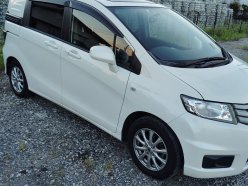 HONDA FREED SPIKE G Just Selection 2011