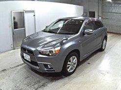 MITSUBISHI RVR G 2010