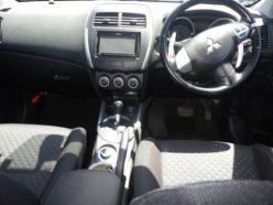 MITSUBISHI RVR G 2010