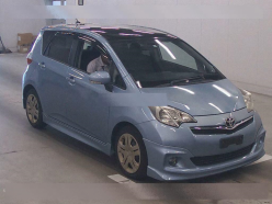 TOYOTA RACTIS G 2010