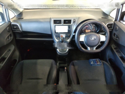 TOYOTA RACTIS G 2010