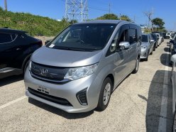 HONDA STEPWGN 4 WD 7-SEATERS 2015