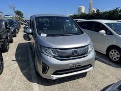 HONDA STEPWGN 4 WD 7-SEATERS 2015