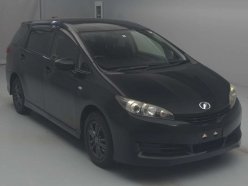 TOYOTA WISH 1.8X HID Selection 4WD 2011