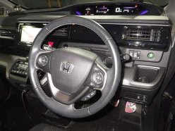 HONDA STEPWGN SPADA 7-SEATERS 2016