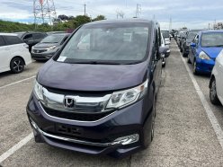 HONDA STEPWGN SPADA 7-SEATERS 2016