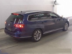 VOLKSWAGEN PASSAT VARIANT HIGH LINE 2015