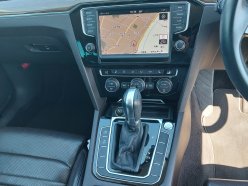 VOLKSWAGEN PASSAT VARIANT HIGH LINE 2015