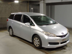 TOYOTA WISH 1.8X 2009
