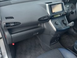 TOYOTA WISH 1.8X 2009