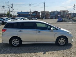 TOYOTA WISH 1.8X 2009