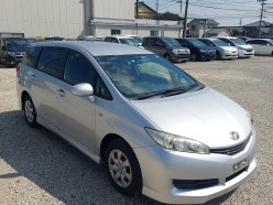 TOYOTA WISH 1.8X 2009