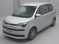 TOYOTA SPADE F 4WD 2014