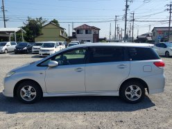 TOYOTA WISH 1.8 X 4WD 2010