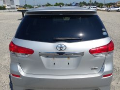 TOYOTA WISH 1.8 X 4WD 2010