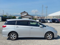TOYOTA WISH 1.8 X 4WD 2010