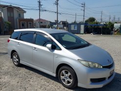 TOYOTA WISH 1.8 X 4WD 2010