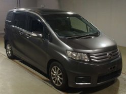 HONDA FREED SPIKE G Just Selection 2012