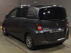 HONDA FREED SPIKE G Just Selection 2012