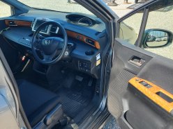 HONDA FREED SPIKE G Aero 2012