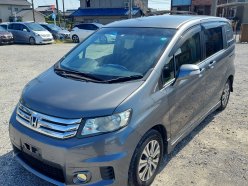 HONDA FREED SPIKE G Aero 2012