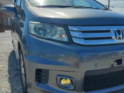 HONDA FREED SPIKE G Aero 2012