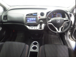 HONDA STREAM ZS 2009