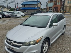HONDA STREAM ZS 2009