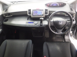 HONDA FREED SPIKE G Just Selection 2015
