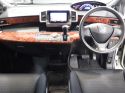 HONDA FREED SPIKE G Just Selection 2010