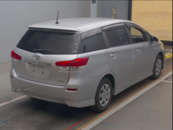 TOYOTA WISH 1.8X HID Selection 2011