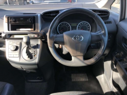 TOYOTA WISH 1.8X HID Selection 2011